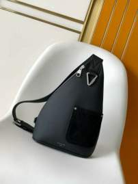 Picture of Louis Vuitton Mens Bags _SKUfw233561953fw